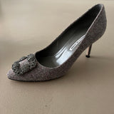 MANOLO BLAHNIK „Hangisi“ Pumps