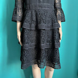 ungetragenes TED BAKER Stern-Spitzenkleid