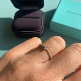 neuwertiger TIFFANY T Weissgold Ring mit Diamanten