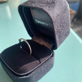 neuwertiger TIFFANY T Weissgold Ring mit Diamanten