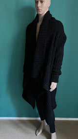 A NEW CROSS Alpaka Cardigan