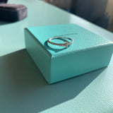 neuwertiger TIFFANY T Weissgold Ring mit Diamanten