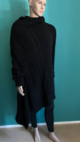 A NEW CROSS Alpaka Cardigan