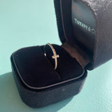 neuwertiger TIFFANY T Weissgold Ring mit Diamanten
