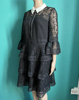 ungetragenes TED BAKER Stern-Spitzenkleid