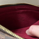 ungetragene LOUIS VUITTON Damier Ebene Trunks Label Pochette Milla