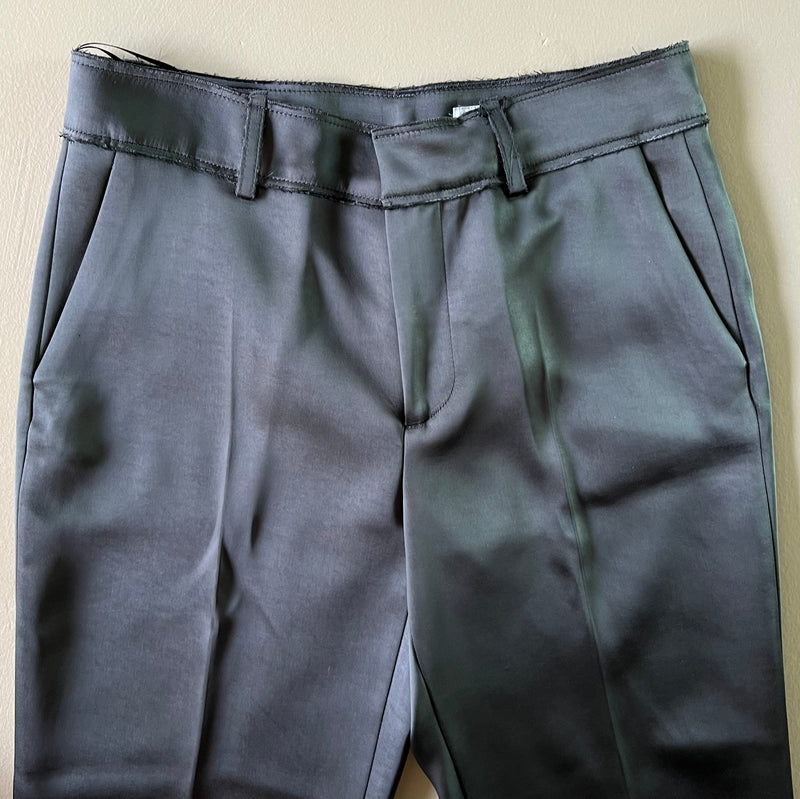 neue ZARA Hose aus schwerem Satin