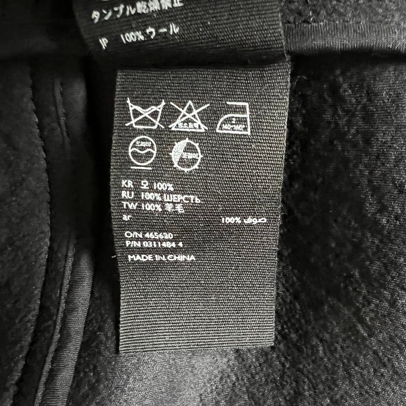 COS Wolljacke