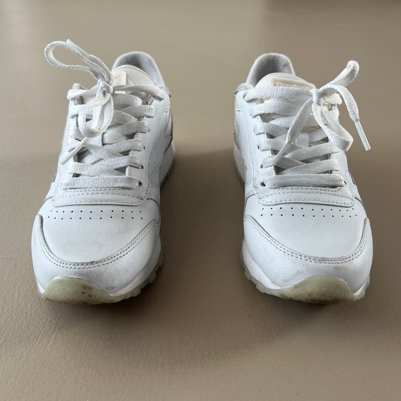 REEBOK Sneakers