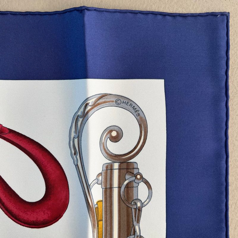 HERMÈS Vintage Seidenfoulard