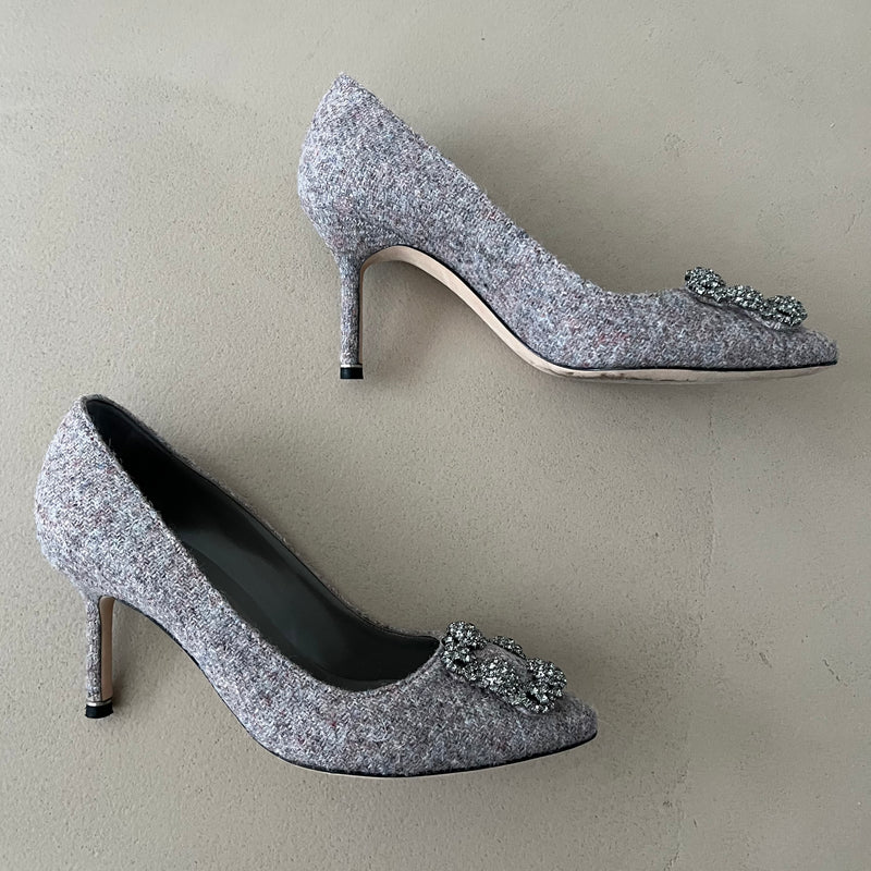MANOLO BLAHNIK „Hangisi“ Pumps