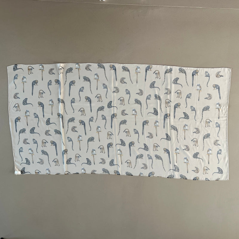 Vintage Seidenfoulard mit Affen