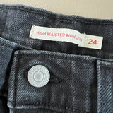 LEVI’S High Waisted Mom Jeans