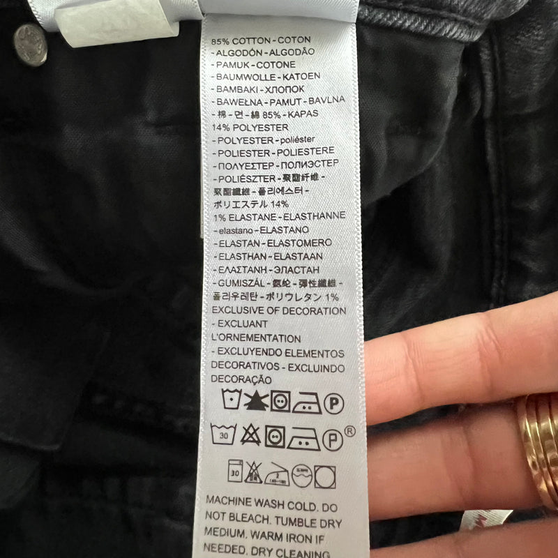 LEVI’S High Waisted Mom Jeans