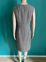 neues AKRIS Kleid