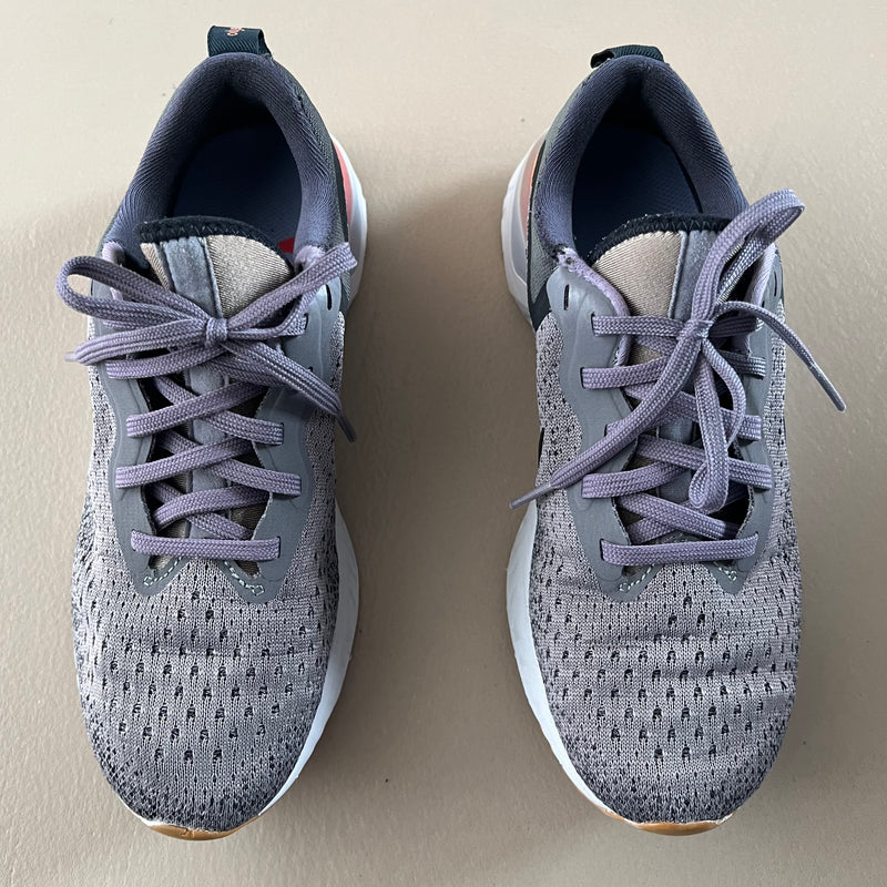NIKE Odyssey React Sneakers