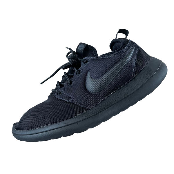 NIKE Roshe Two Sneakers