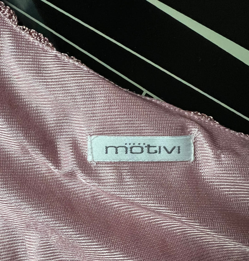 MOTIVI One-Shoulder Top