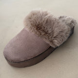 ungetragene OYSHO Slippers