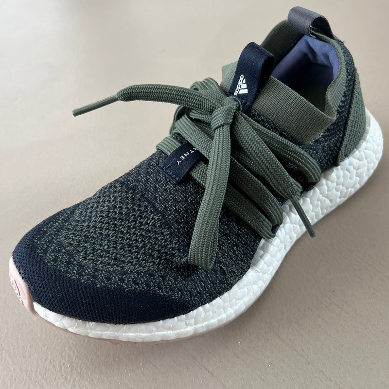 STELLY MCCARTNEY x ADIDAS Ultra Boost Sneakers