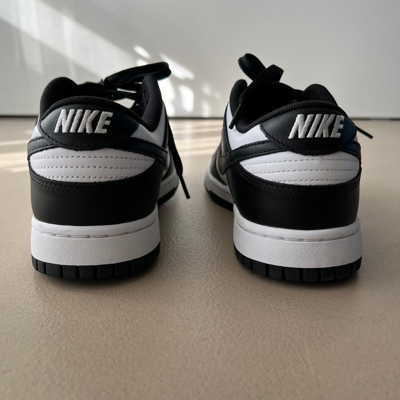 neue NIKE „Dunk Retro“ Low Sneakers