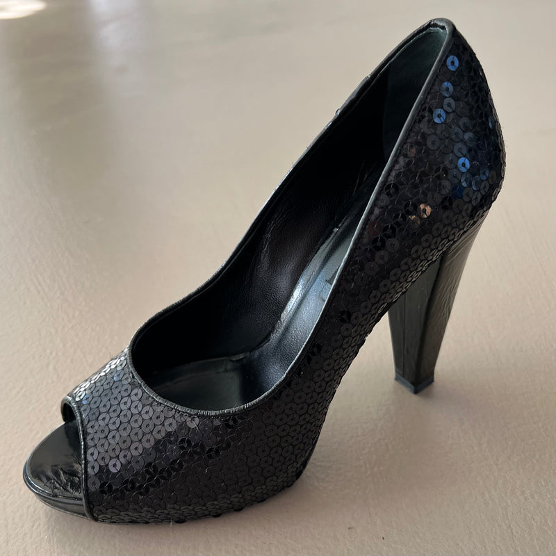 LALTRAMODA Peeptoe Pumps
