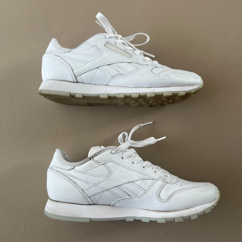 REEBOK Sneakers