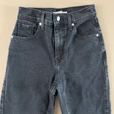LEVI’S High Waisted Mom Jeans