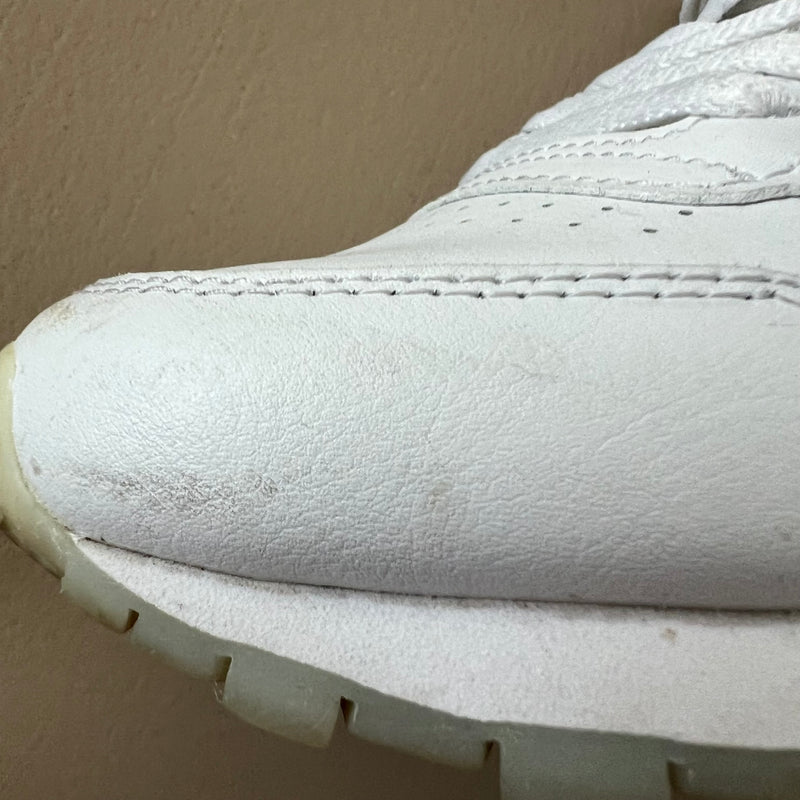 REEBOK Sneakers