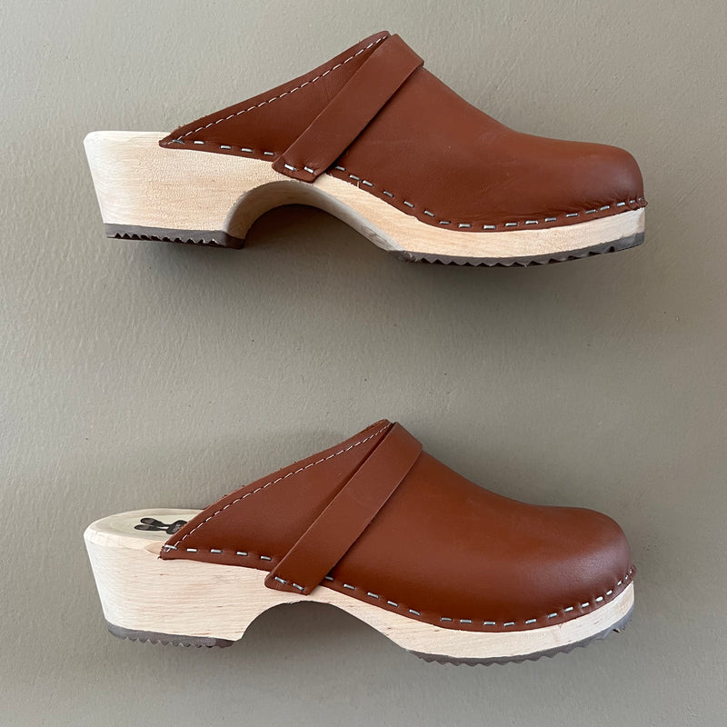 ungetragene LES SABOTS DE MARIE Clogs