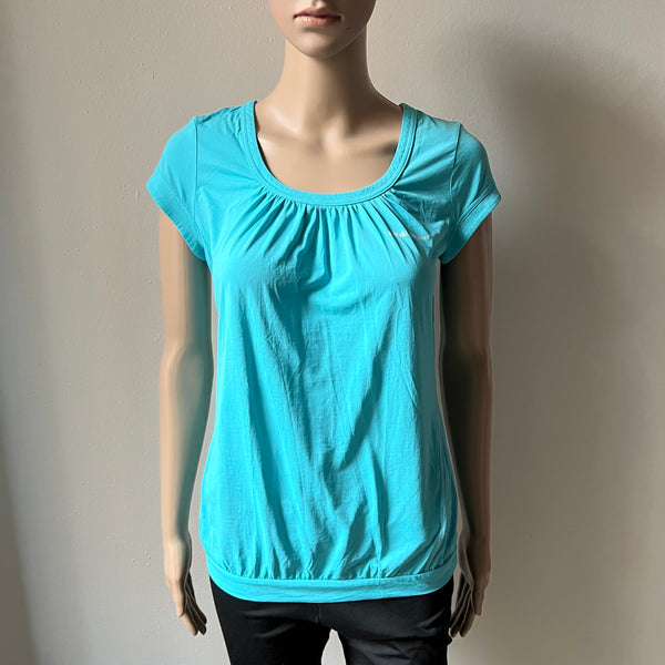 PEAK PERFORMANCE T-Shirt