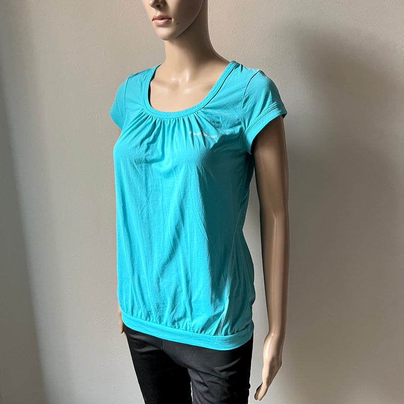 PEAK PERFORMANCE T-Shirt