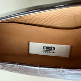 MIISTA Pumps