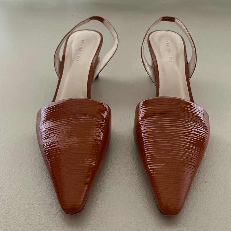 REJINA PYO Slingback Pumps