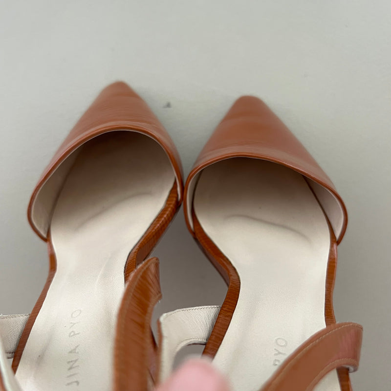 REJINA PYO Slingback Pumps