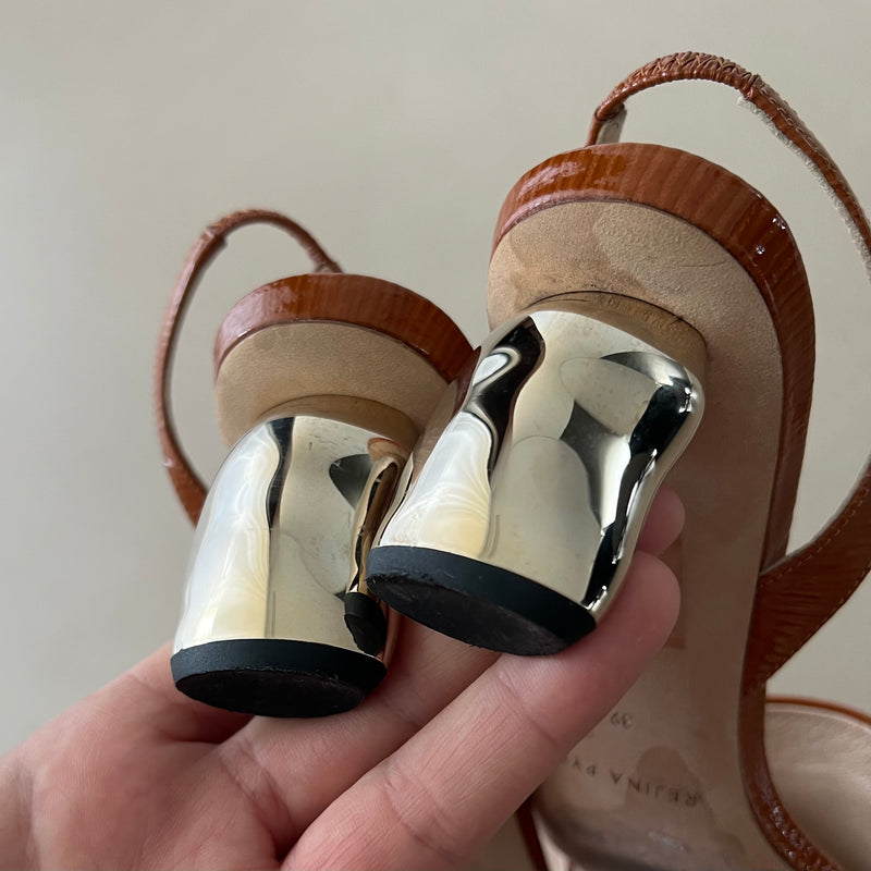 REJINA PYO Slingback Pumps