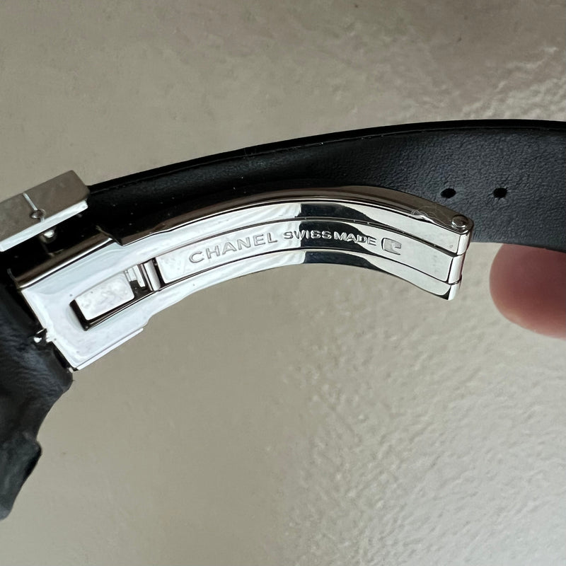 ungetragene Vintage CHANEL Mademoiselle Quarz Uhr
