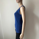 neues AKRIS Top