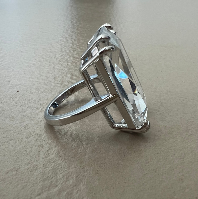 SWAROVSKI Mesmera Ring
