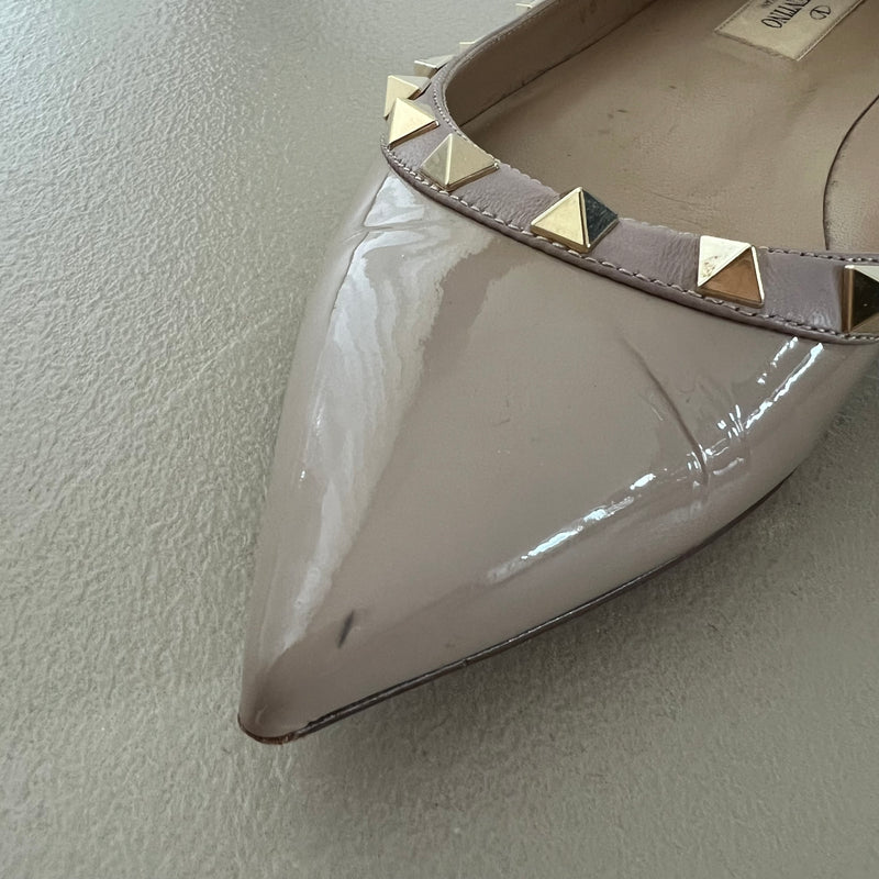 VALENTINO GARAVANI Rockstud Ballerina