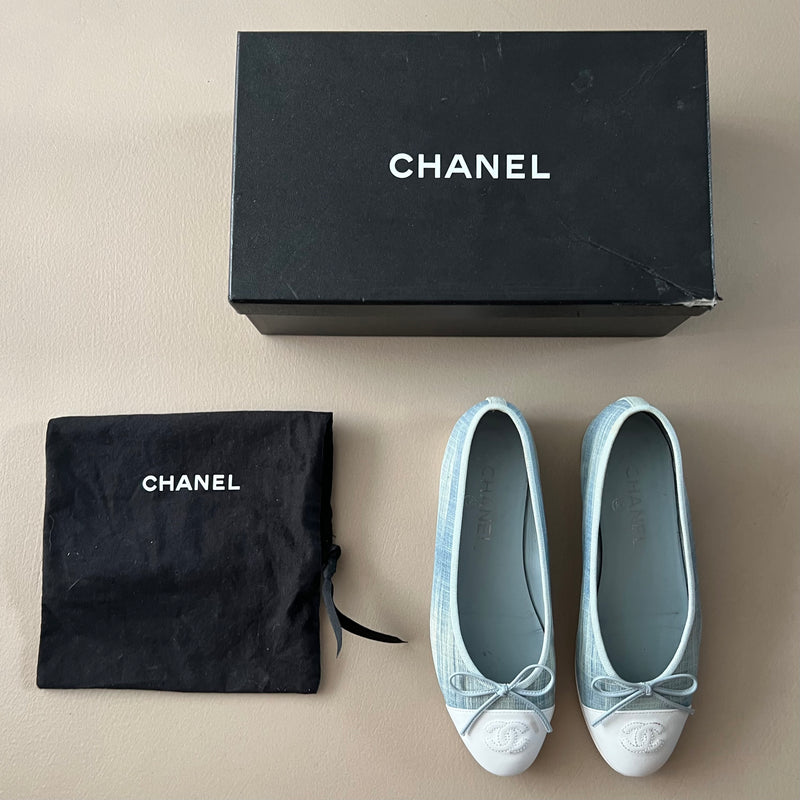 CHANEL Ballerina