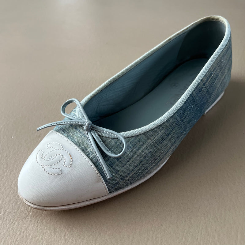 CHANEL Ballerina