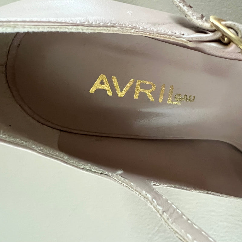 neue AVRIL GAU Pumps
