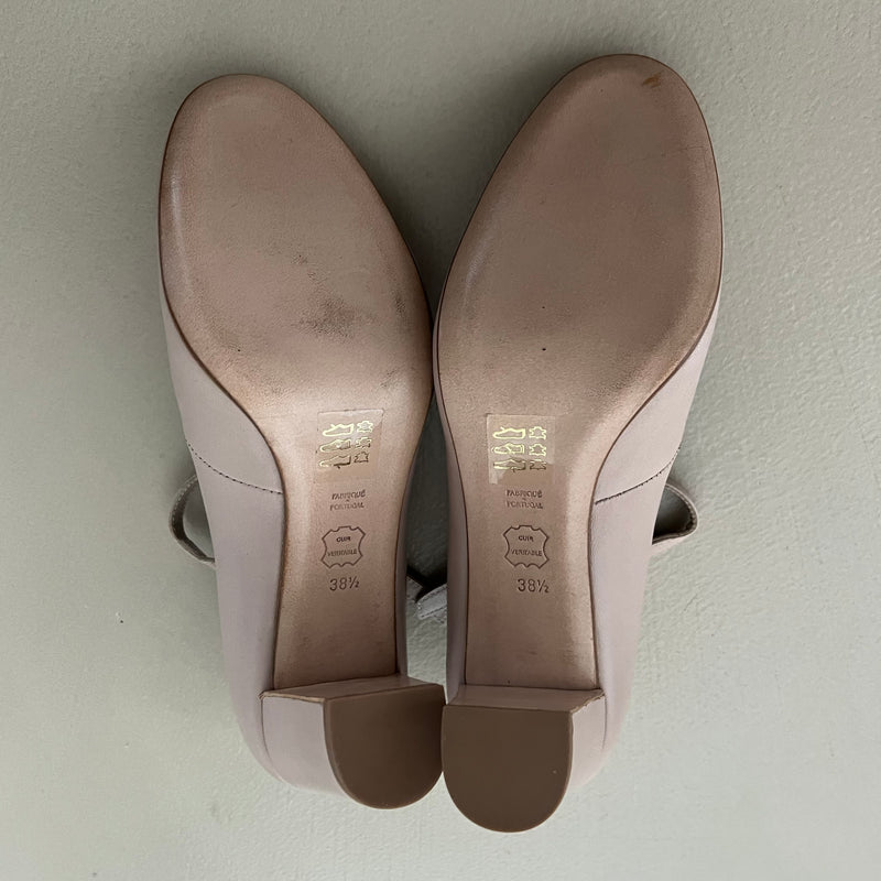 neue AVRIL GAU Pumps