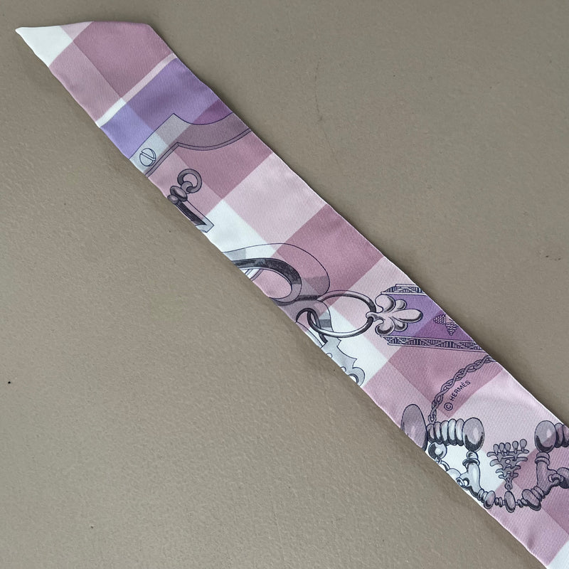 ungetragenes HERMÈS Twilly Twill