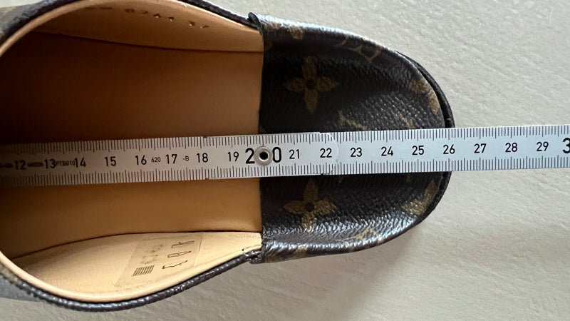 neue LOUIS VUITTON Monogram Babouches