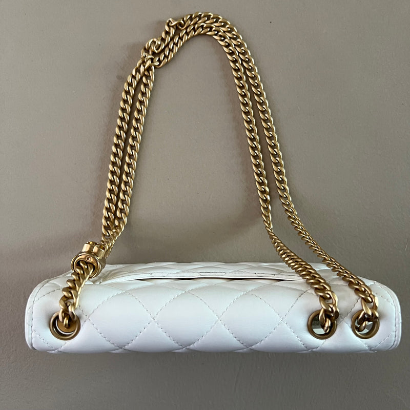 CHANEL Wallet on Chain