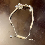 ungetragenes PACHAREE Armband mit Perlen