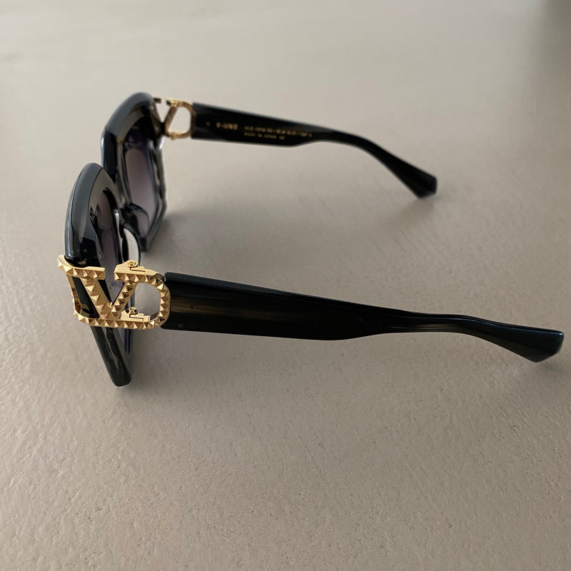 neue  VALENTINO „V-UNO“ Sonnenbrille