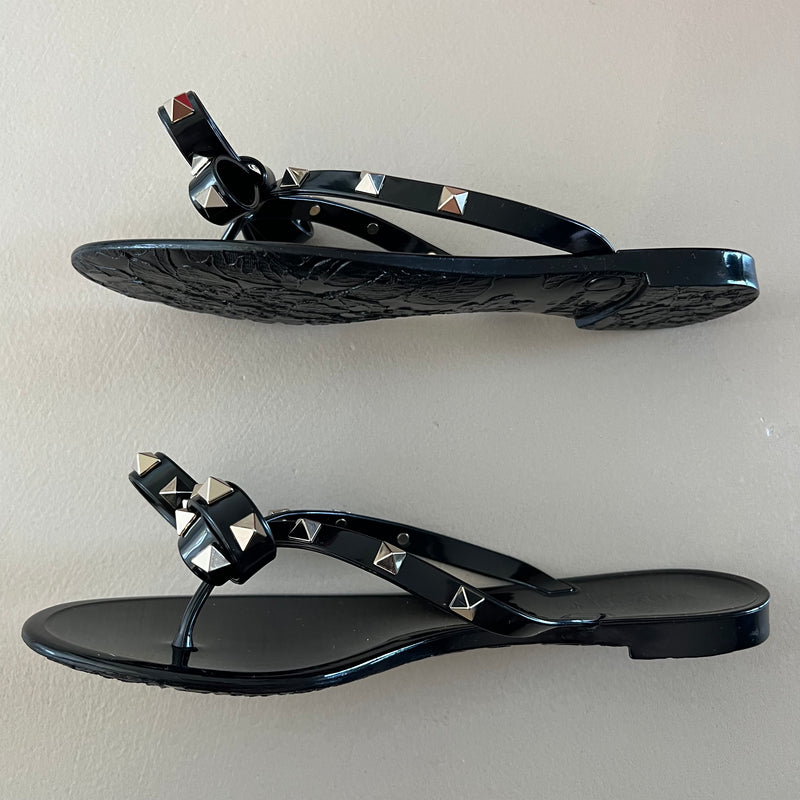 ungetragene VALENTINO GARAVANI Rockstud Sandalen